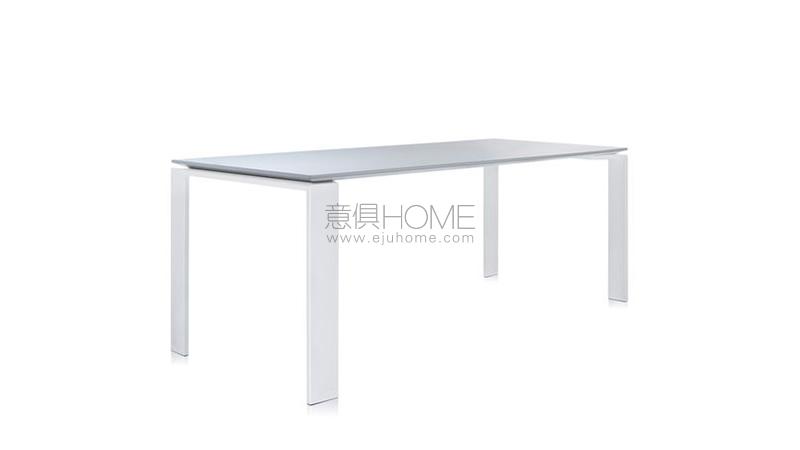 KARTELLFour 书桌